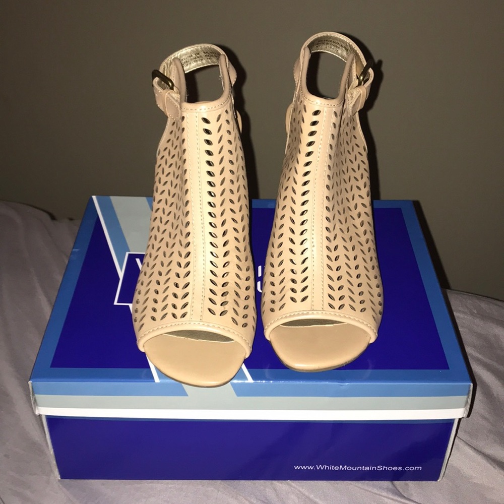 White Mountain heels